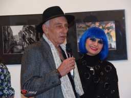 Fashion Show in der Contemplor Galerie Wien am 14. 03. 2024